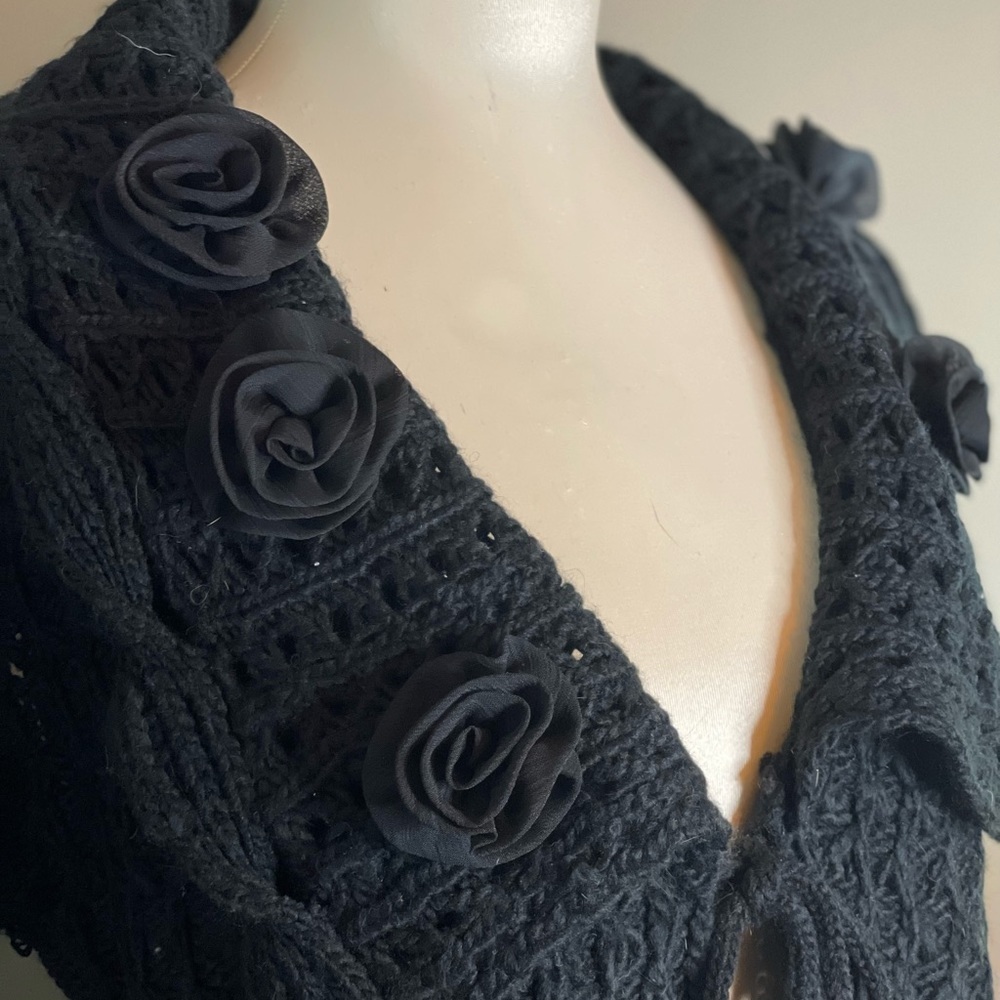 Pink Violet Roses Sweater - Picture 2 of 4